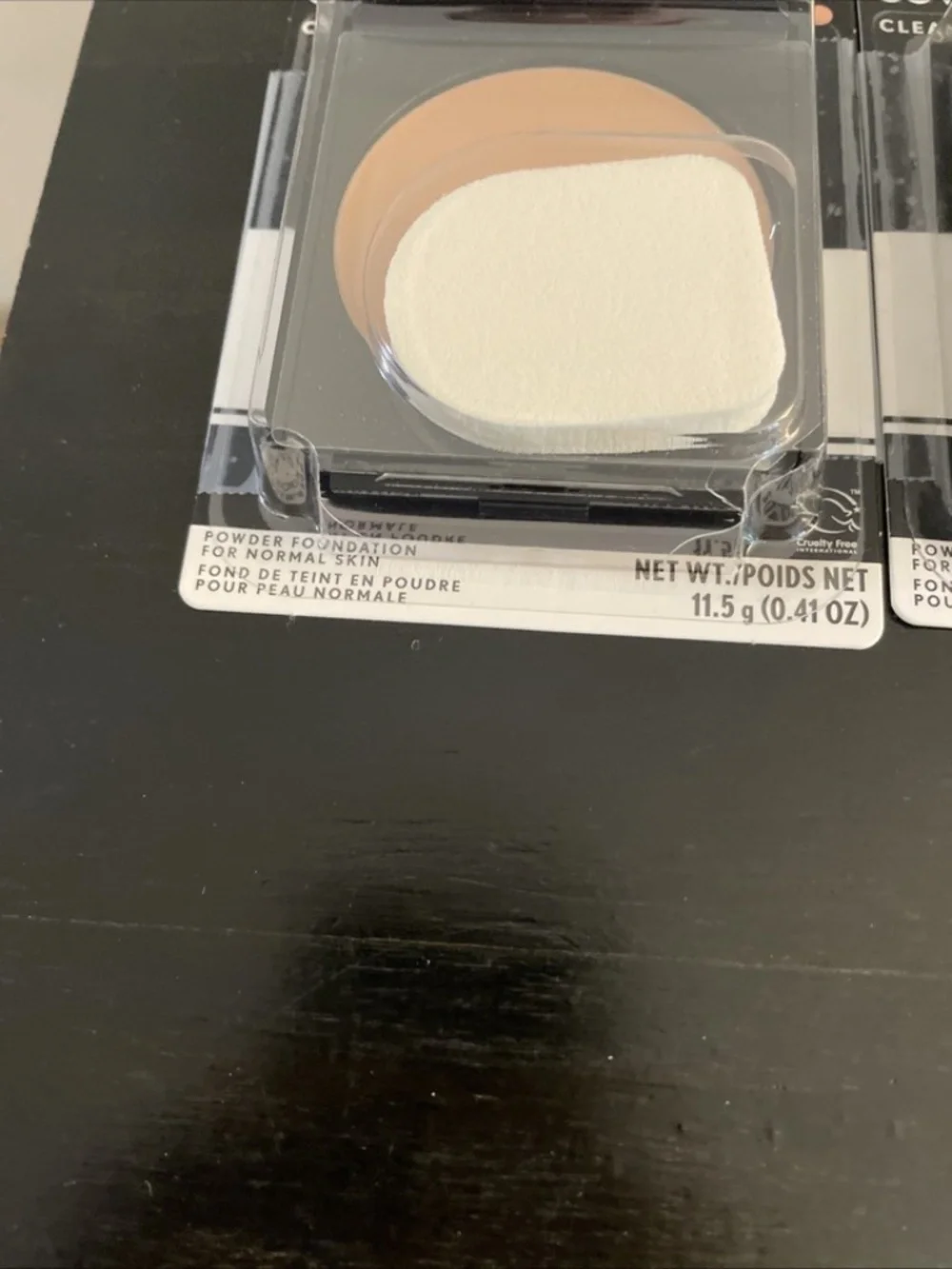 Covergirl Clean Powder Foundation 525 Buff Beige x2